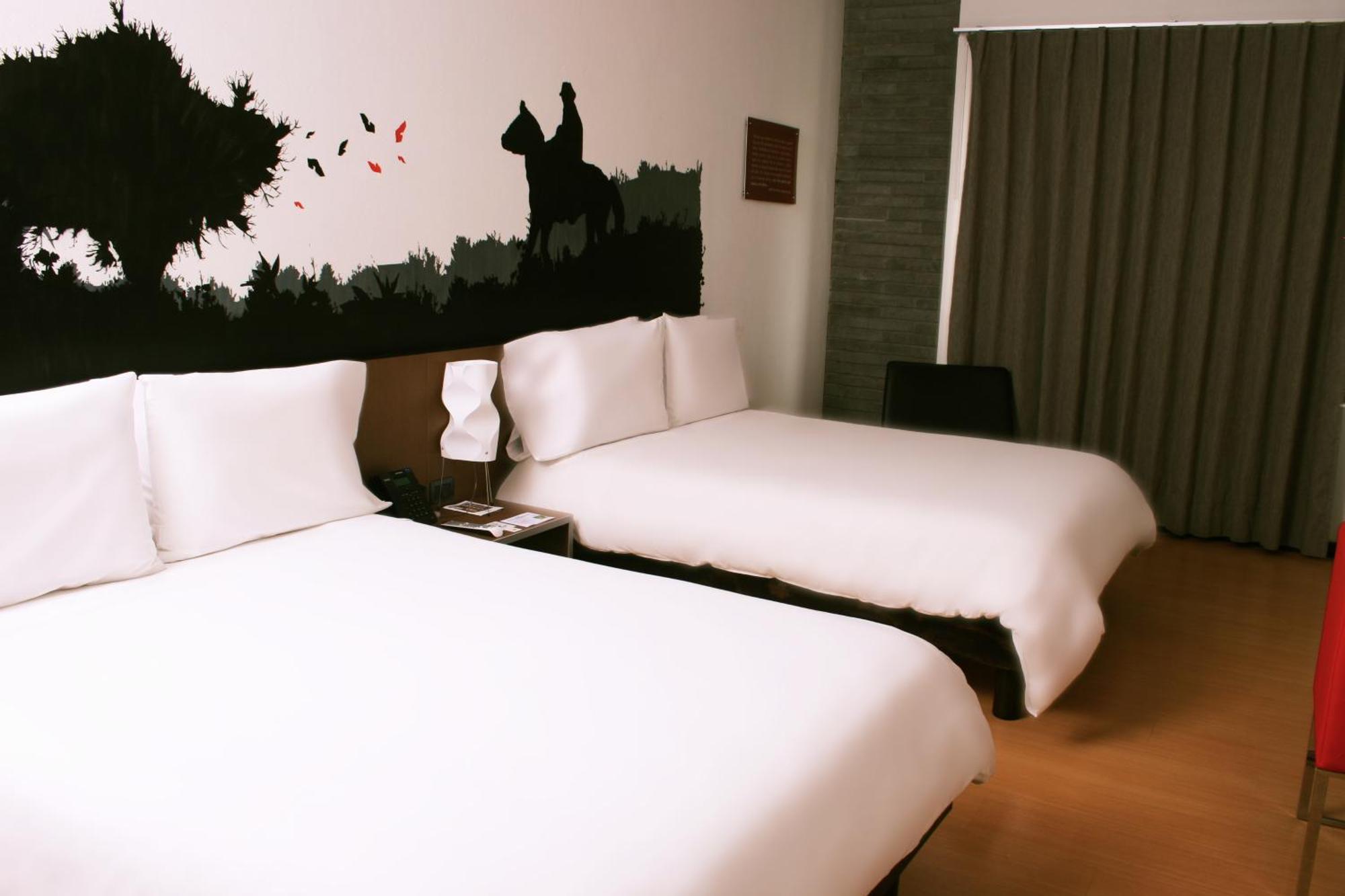 בוגוטה Hotel Viaggio Nueve Tres מראה חיצוני תמונה